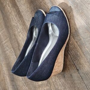 Kelly & Katie Peep Toe Wedges